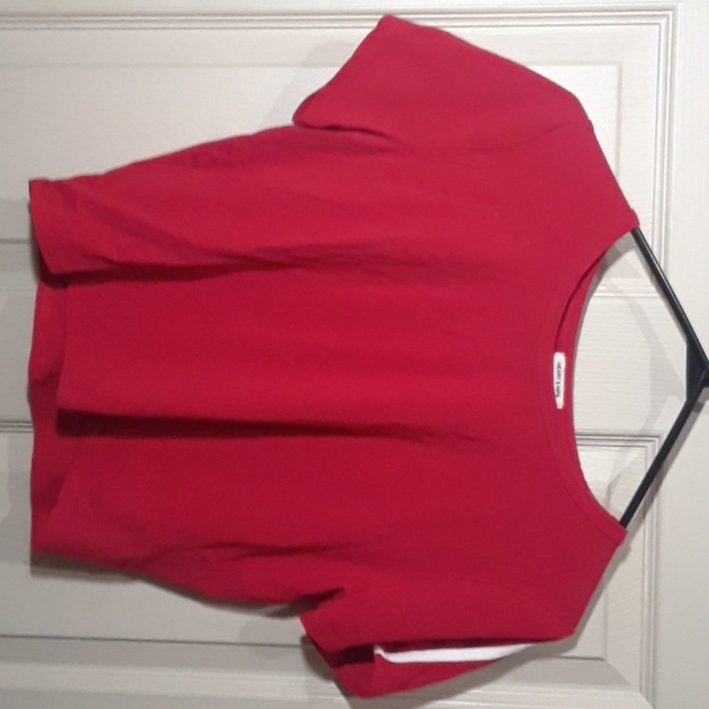 CUTE RED SIMPLE SHIRT